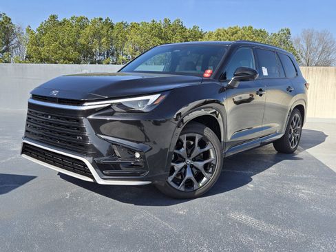 New 2026 Lexus TX 500h AWD image 1
