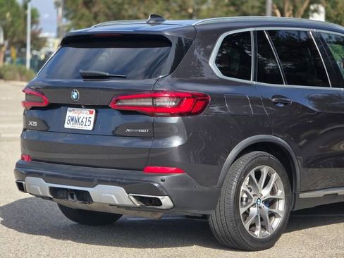 Used 2020 BMW X5 xDrive50i w/ Executive Package AWD/4WD image 18