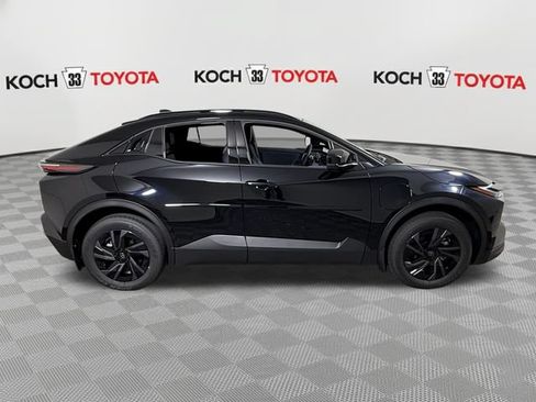 New 2026 Toyota C-HR AWD/4WD image 9
