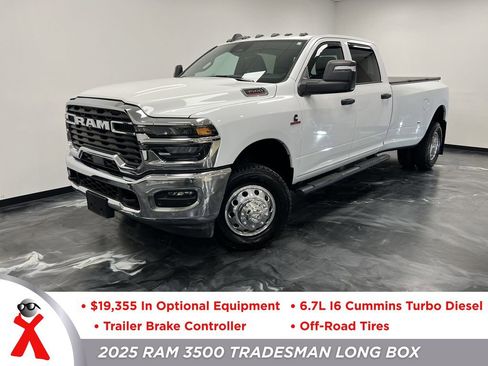 Used 2025 RAM 3500 Tradesman image 1