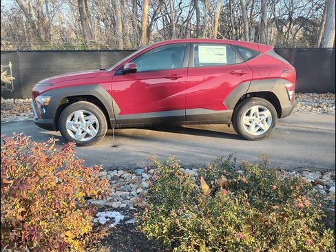 New 2026 Hyundai Kona SE image 4