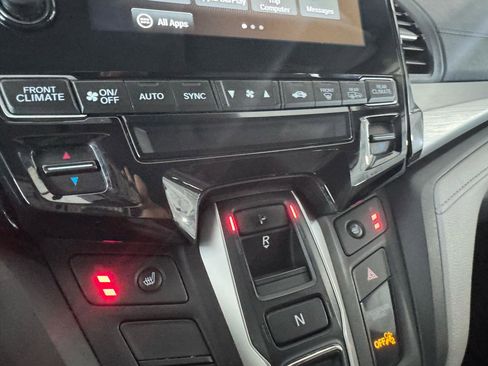 Used 2018 Honda Odyssey EX image 49