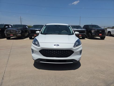Used 2022 Ford Escape SEL w/ Technology Package FWD image 14
