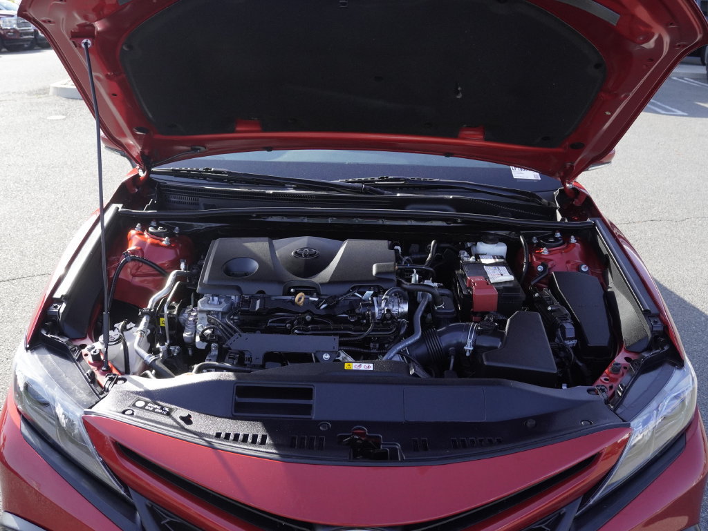 Used 2024 Toyota Camry SE FWD image 30