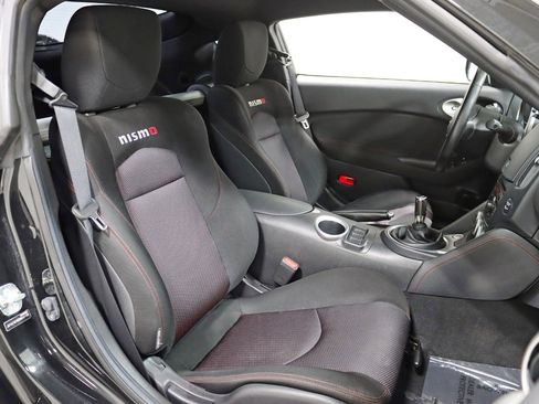 Used 2013 Nissan 370Z NISMO image 23
