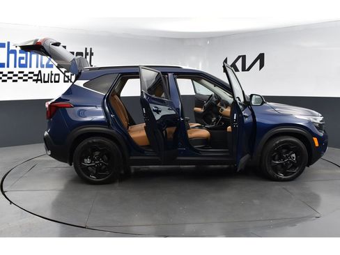 Certified 2026 Kia Seltos EX w/ EX Sunroof Package FWD image 28