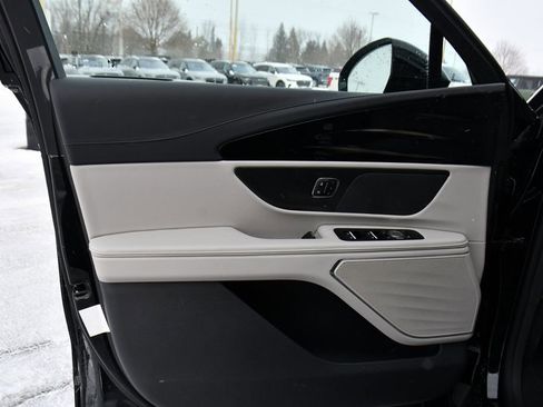 New 2026 Lincoln Nautilus Premier AWD/4WD image 22