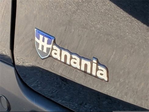 Used 2024 Toyota Sienna XLE image 12