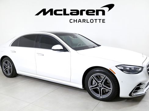 Used 2024 Mercedes-Benz S 580 4MATIC Sedan w/ AMG Line image 2
