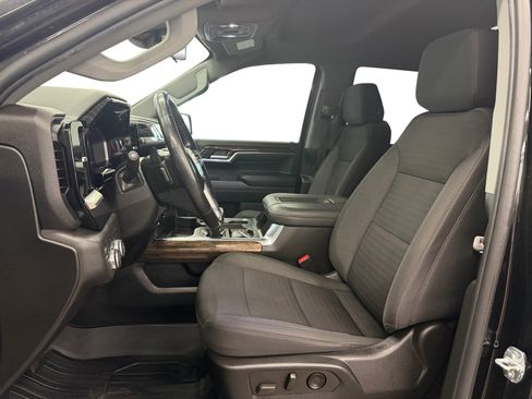 Used 2022 GMC Sierra 1500 Elevation w/ Preferred Package AWD/4WD image 9