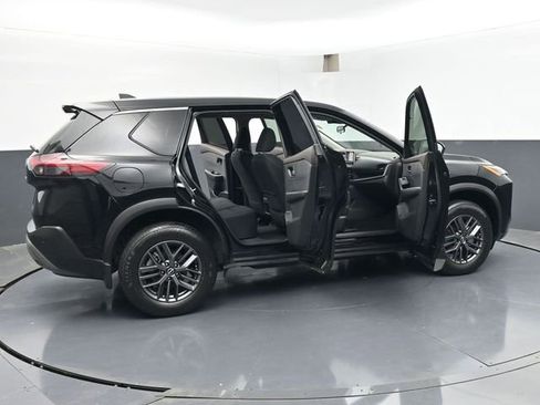 Used 2023 Nissan Rogue S FWD image 47