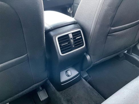 Used 2020 Kia Sportage LX image 28