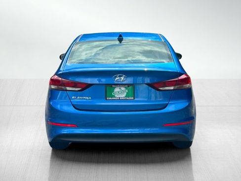 Used 2017 Hyundai Elantra SE FWD image 5