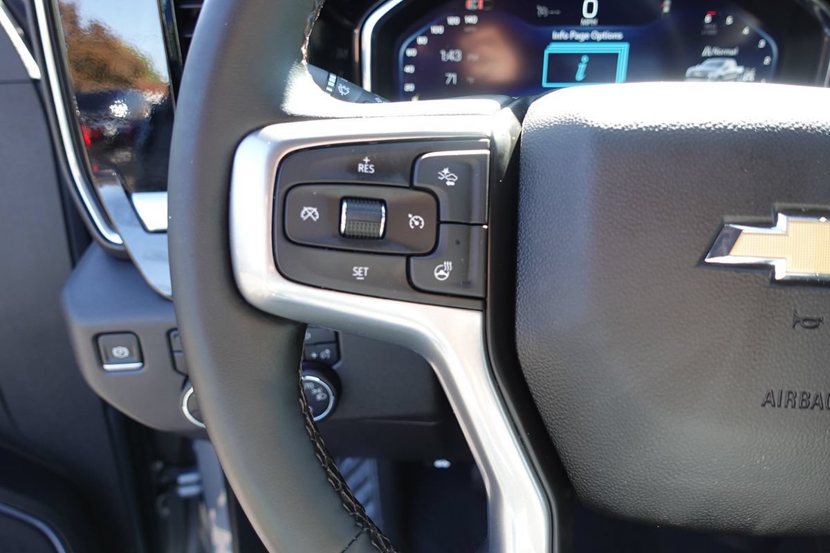 Used 2024 Chevrolet Silverado 1500 LT AWD/4WD image 50