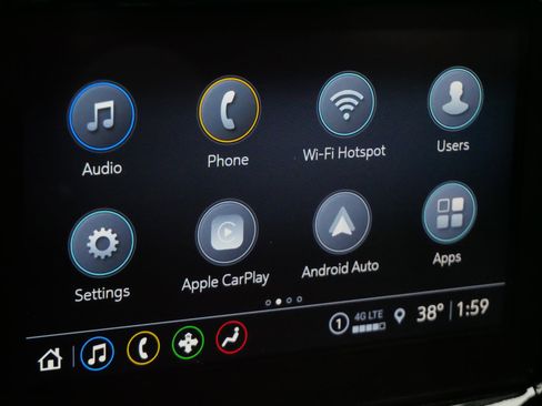 Used 2023 Chevrolet Traverse LT image 27