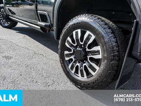Used 2024 GMC Sierra 3500 Denali Ultimate AWD/4WD image 15