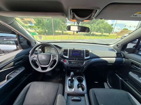 Used 2019 Honda Ridgeline Sport image 12