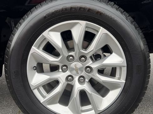 Used 2024 Chevrolet Silverado 1500 Custom image 9