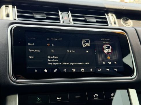 Used 2018 Land Rover Range Rover HSE AWD/4WD image 49