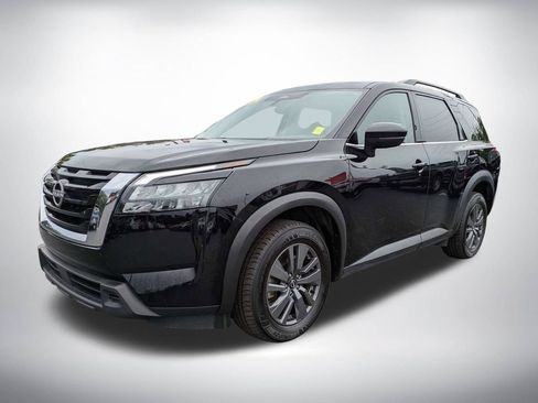 Used 2024 Nissan Pathfinder SV FWD image 8