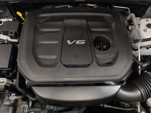 Used 2018 Jeep Grand Cherokee Limited RWD image 30