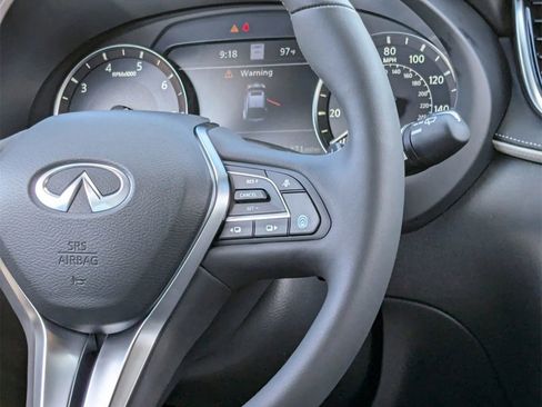 Certified 2025 INFINITI QX55 Essential image 20