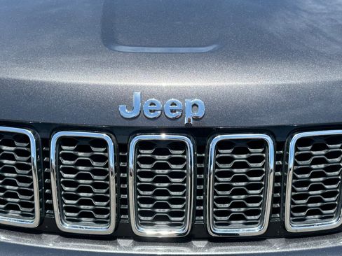 Used 2021 Jeep Grand Cherokee Limited w/ Trailer Tow Group IV AWD/4WD image 10