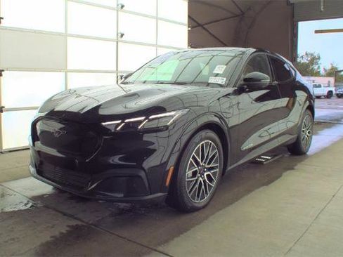 Used 2025 Ford Mustang Mach-E Premium AWD/4WD image 3