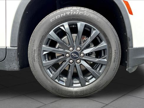 Certified 2023 Chevrolet Traverse RS FWD image 10