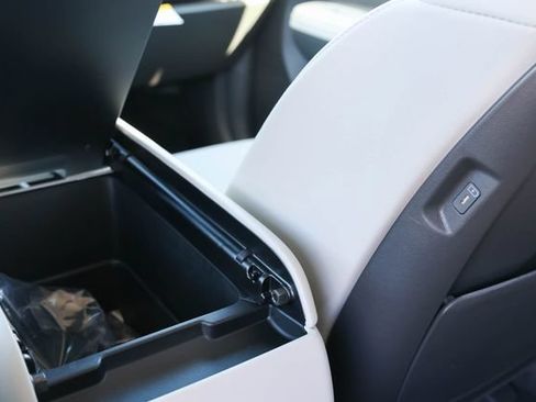 New 2026 Hyundai Santa Fe SEL FWD image 16