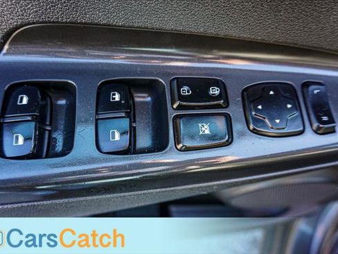 Used 2021 Hyundai Kona SE image 36