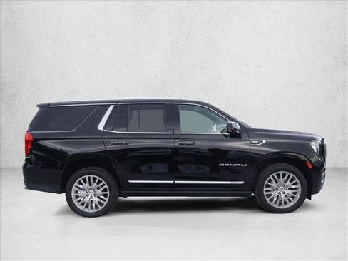 Used 2023 GMC Yukon Denali w/ Max Trailering Package AWD/4WD image 4