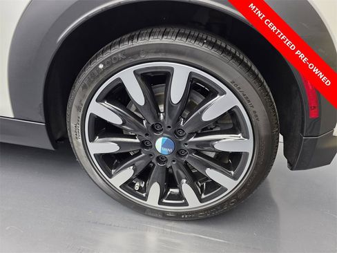 Used 2024 MINI Cooper S w/ Seaside Edition image 17