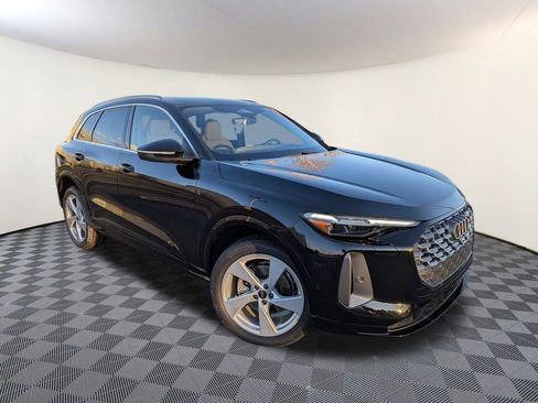 New 2025 Audi Q5 Premium Plus image 1