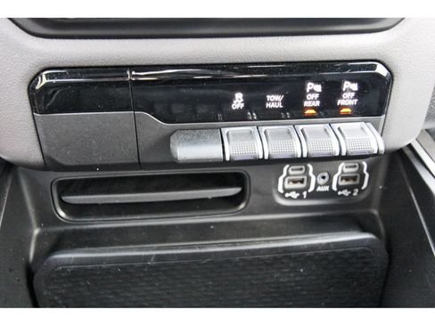 Used 2022 RAM 1500 Lone Star AWD/4WD image 26