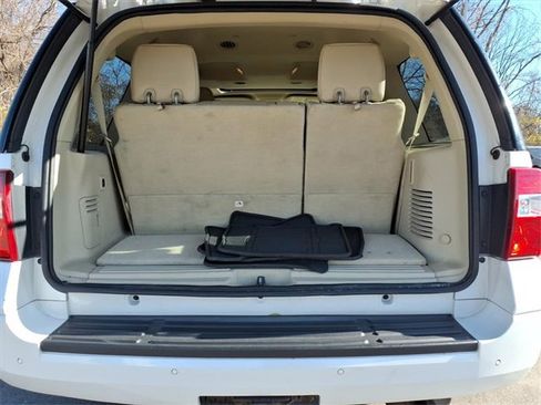 Used 2016 Ford Expedition Limited w/ Equipment Group 301A image 8