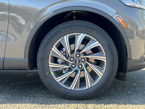 New 2026 Lincoln Aviator AWD image 6
