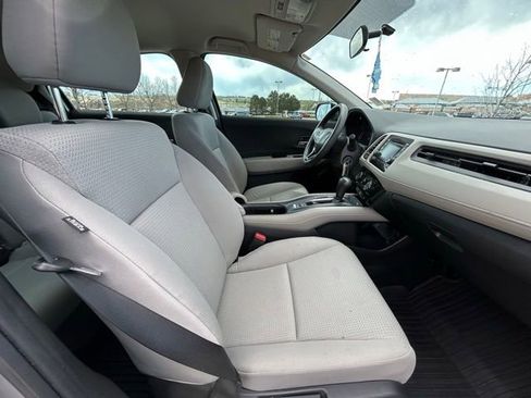Used 2022 Honda HR-V LX image 33