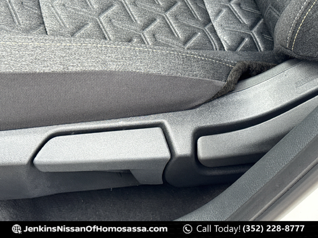 New 2026 Nissan Kicks SV w/ Cold Weather Package FWD image 32