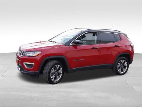 Certified 2019 Jeep Compass Limited image 10