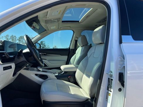 Used 2024 Kia Telluride S w/ S Sunroof Package image 10