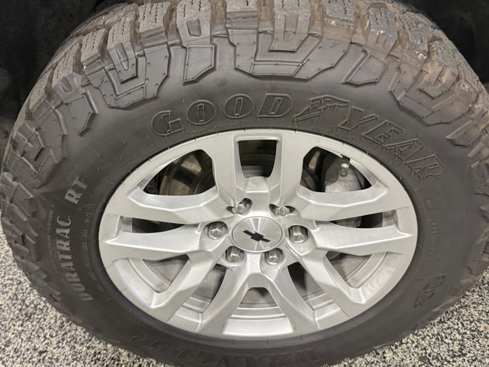 Used 2021 Chevrolet Silverado 1500 RST AWD/4WD image 35