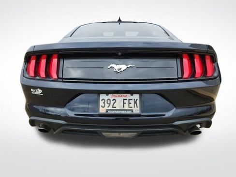 Used 2021 Ford Mustang Coupe image 8