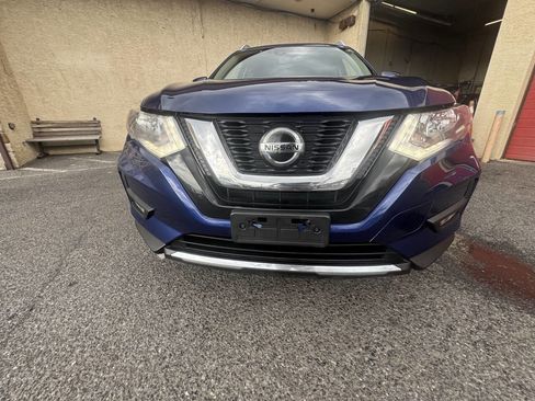 Used 2018 Nissan Rogue SL image 16