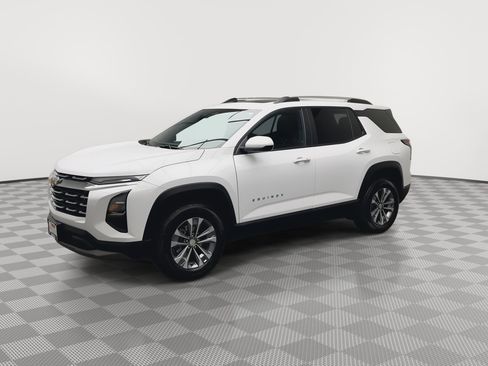 Certified 2025 Chevrolet Equinox LT image 34