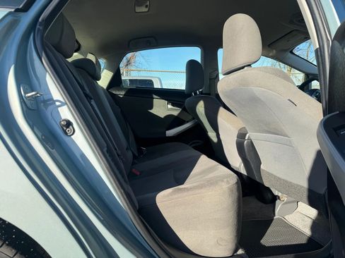 Used 2015 Toyota Prius Prime Plug-In Hybrid FWD image 19
