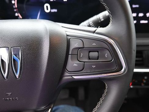 Used 2025 Buick Encore GX Preferred AWD/4WD image 24