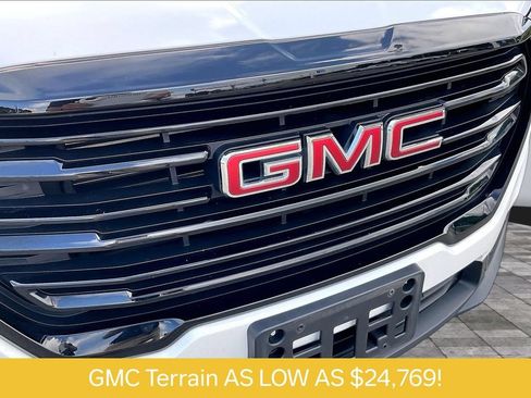 Used 2023 GMC Terrain SLE w/ Driver Convenience Package AWD/4WD image 27