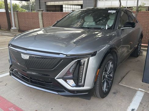 Used 2024 Cadillac Lyriq Sport RWD image 1