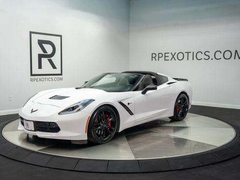 Used 2016 Chevrolet Corvette Stingray Coupe w/ 3LT Preferred Equipment Group image 1